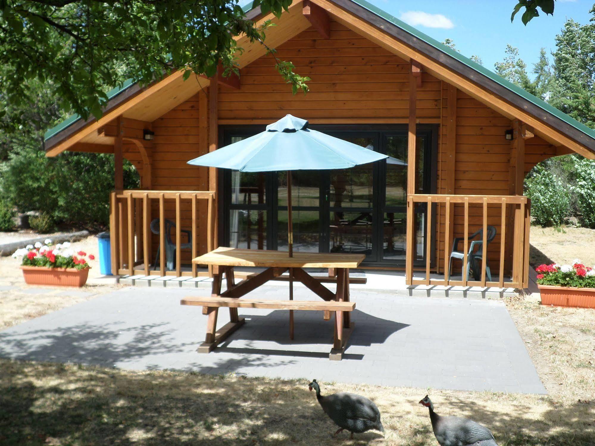 Central Chalets Ltd Alexandra Exterior foto